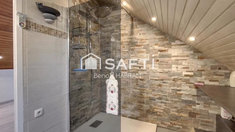 Maison - 155 m² - 8 pièces