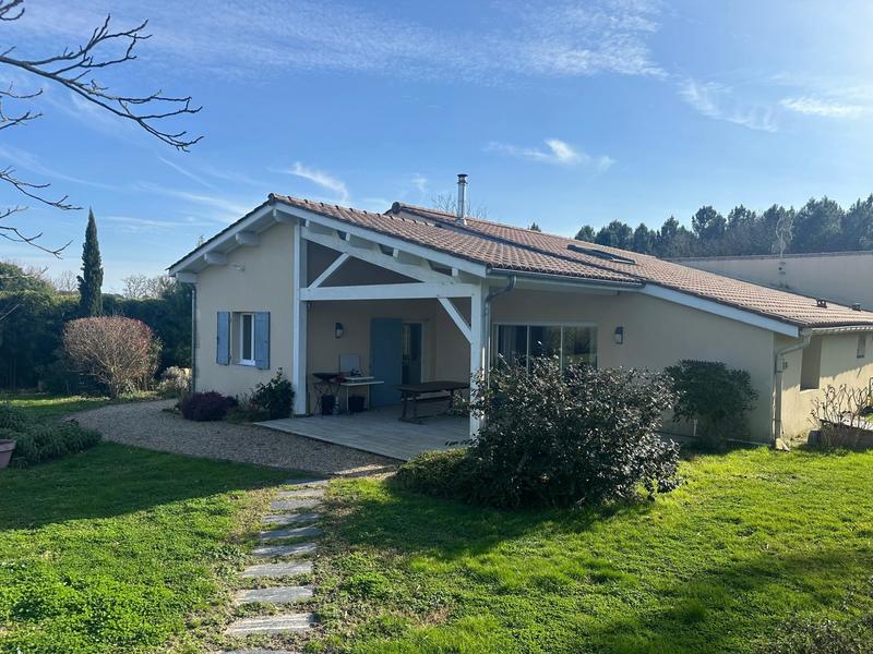 Villa - 220 m² - 6 pièces