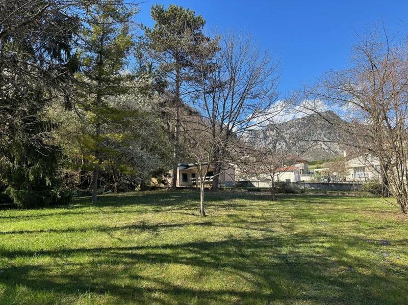 Maison - 117 m² - 9 pièces