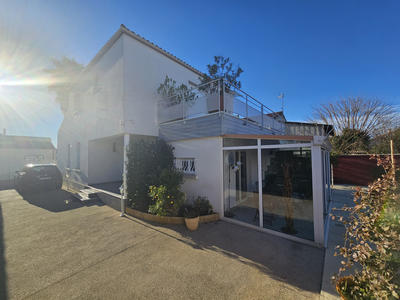 Maison - 169 m² - 6 pièces