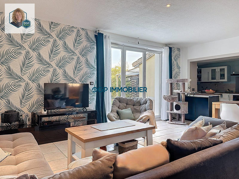 Maison - 102 m² - 5 pièces