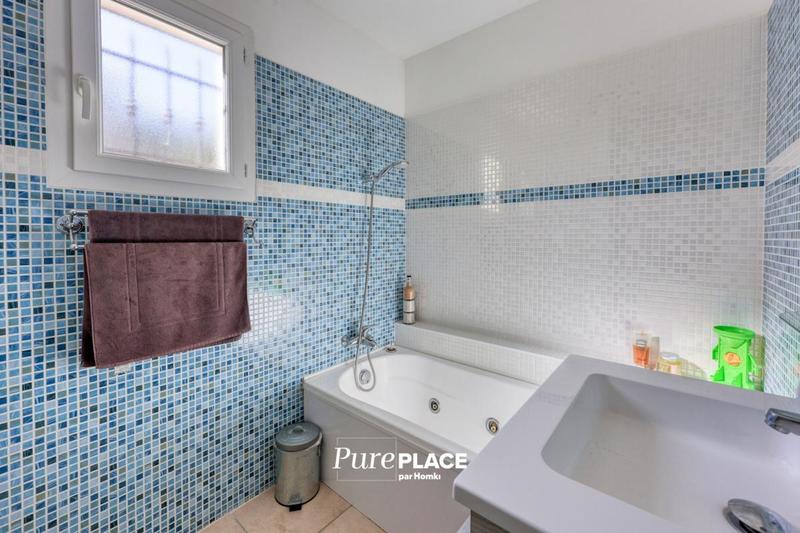 Maison - 143 m² - 5 pièces