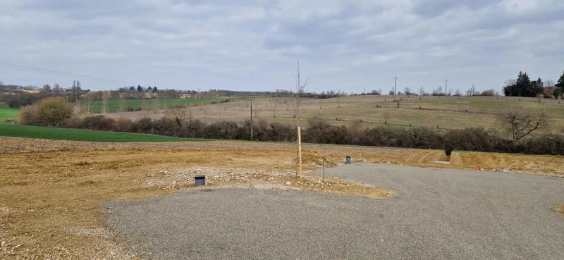 Terrain constructible - 1 569 m²