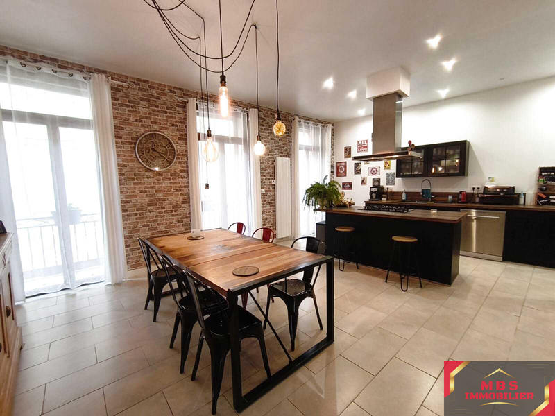 Maison de village - 184 m² - 5 pièces