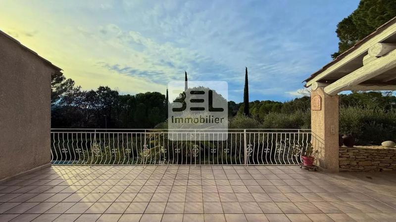 Villa - 172 m² - 6 pièces