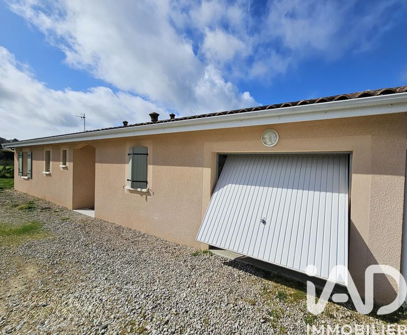 Maison - 90 m² - 4 pièces