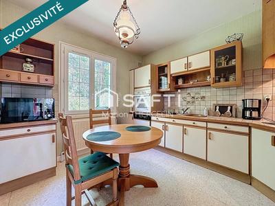 Maison - 136 m² - 6 pièces