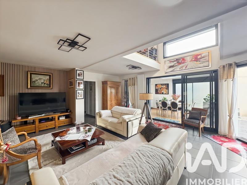 Maison - 123 m² - 5 pièces