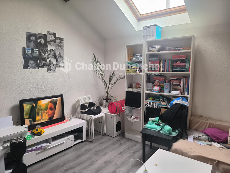 Immeuble - 274 m² - 15 pièces