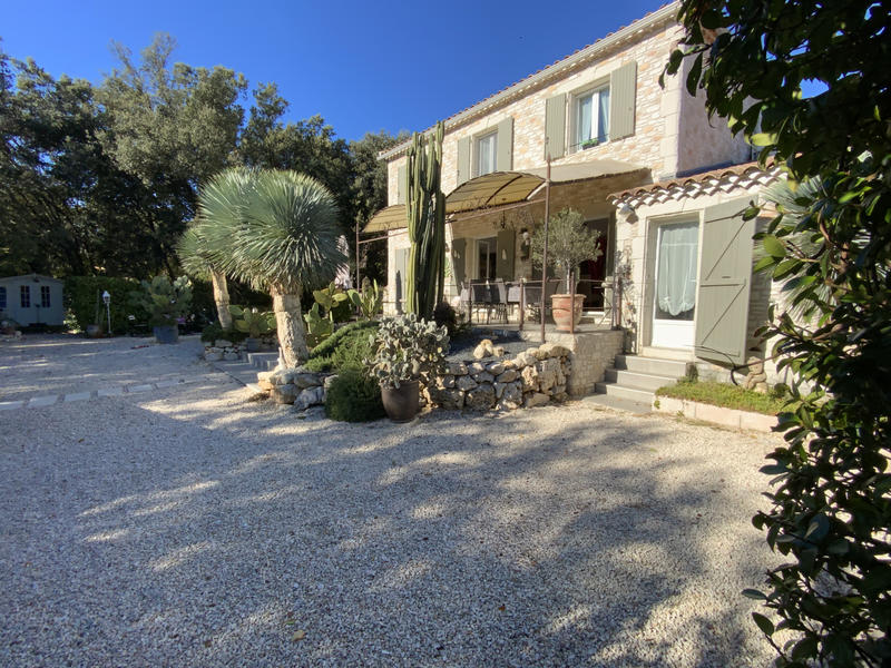 Maison - 190 m² - 7 pièces