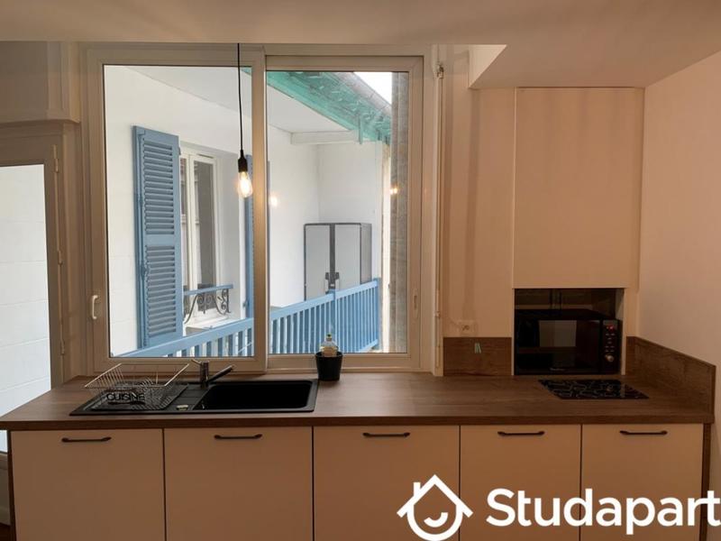 Chambre - 12 m² - 1 pièce