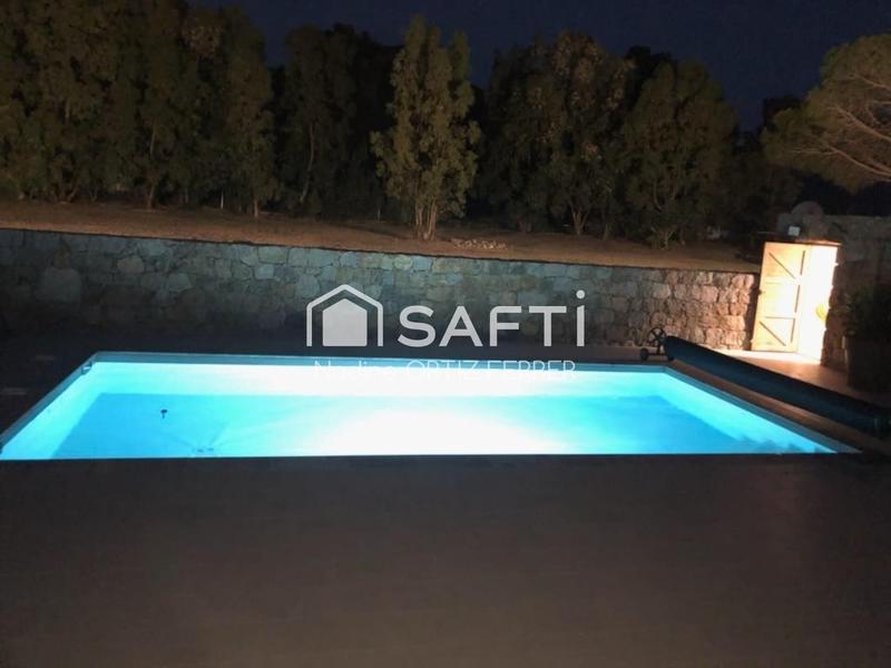 Maison - 170 m² - 5 pièces