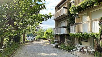 Immeuble - 359 m² - 25 pièces