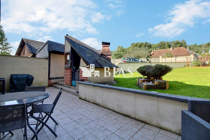 Maison - 160 m² - 7 pièces