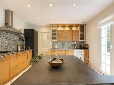 Maison - 134 m² - 6 pièces