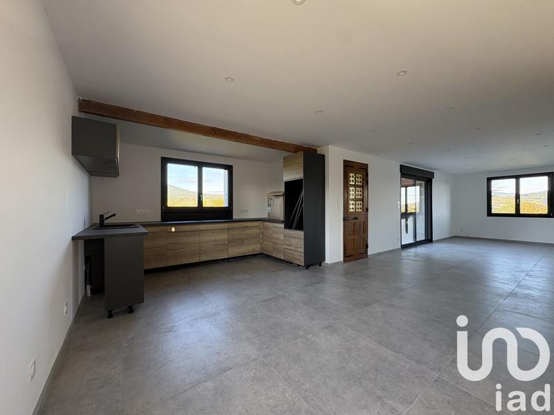 Maison - 104 m² - 3 pièces