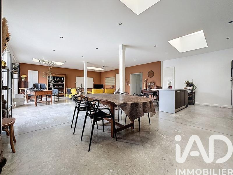 Loft - 206 m² - 6 pièces