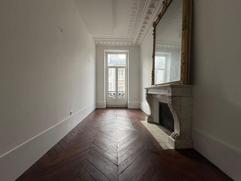 Appartement - 130 m² - 5 pièces