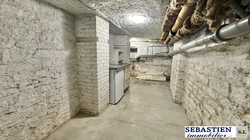 Maison - 122 m² - 8 pièces