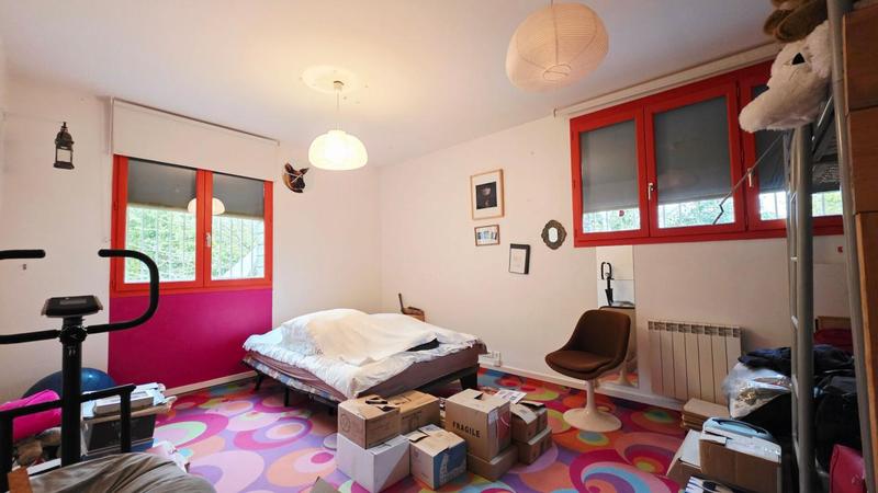 Maison - 401 m² - 6 pièces