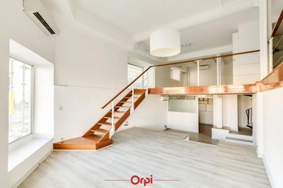 Local commercial - 122 m²