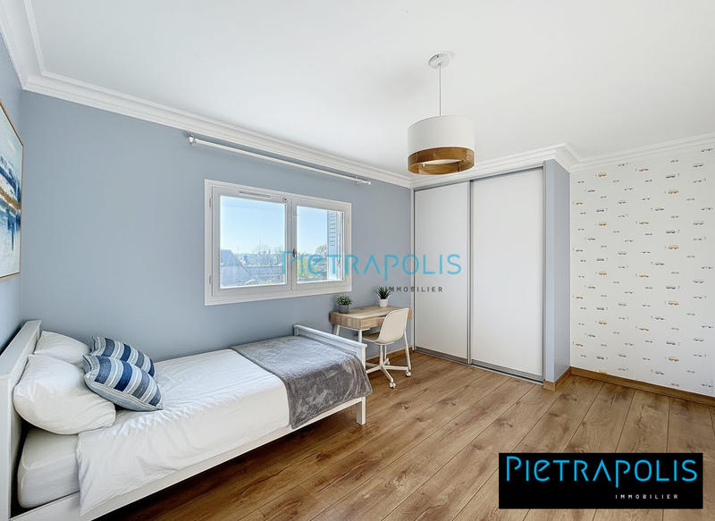 Villa - 390 m² - 14 pièces