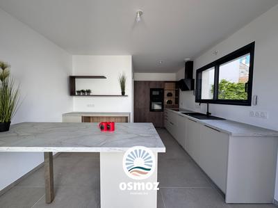 Villa - 143 m² - 5 pièces