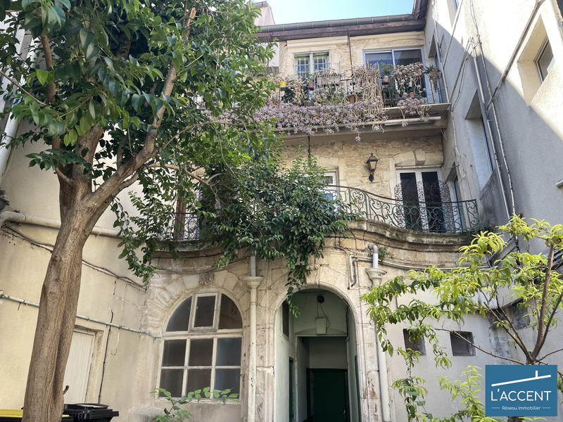 Appartement - 122 m² - 5 pièces