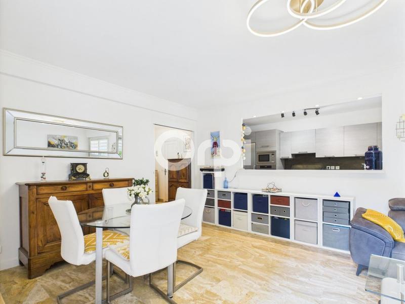 Appartement - 61 m² - 2 pièces