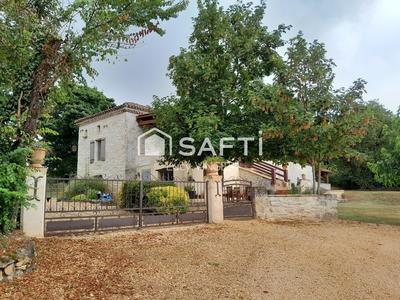 Maison - 164 m² - 5 pièces