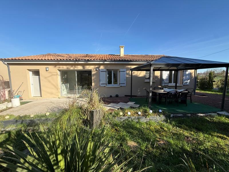 Maison - 110 m² - 5 pièces