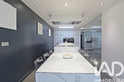 Maison de maîtres - 204 m² - 8 pièces