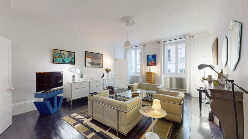 Appartement - 143 m² - 6 pièces