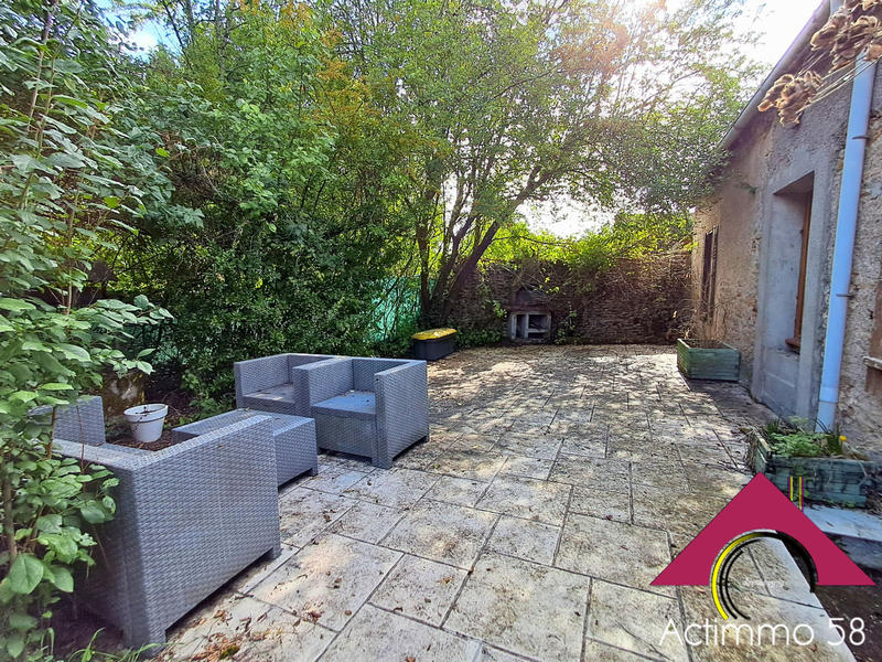 Maison - 162 m² - 8 pièces