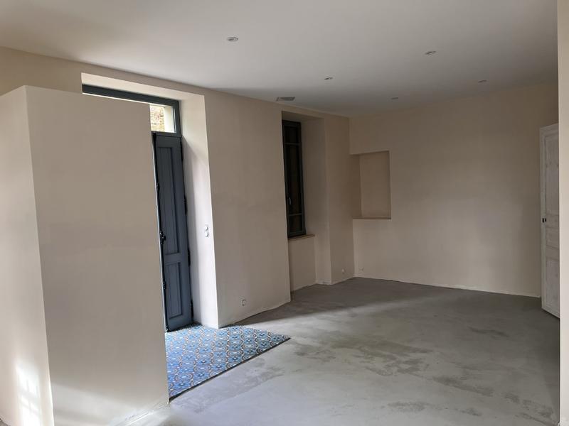 Maison - 220 m² - 8 pièces