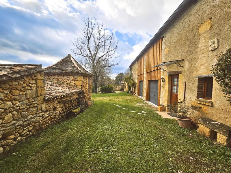 Maison ancienne - 289 m² - 10 pièces
