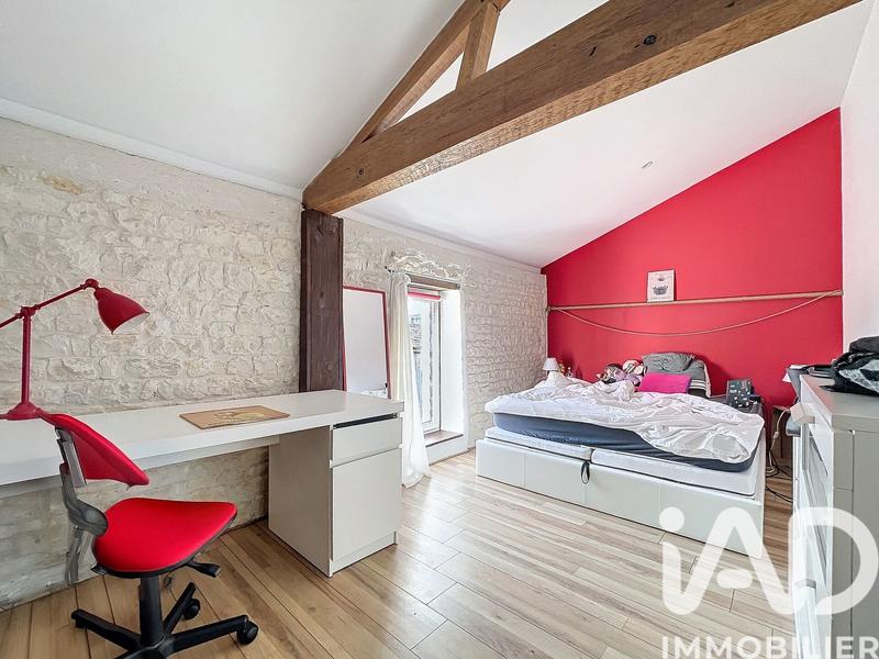 Maison - 298 m² - 9 pièces