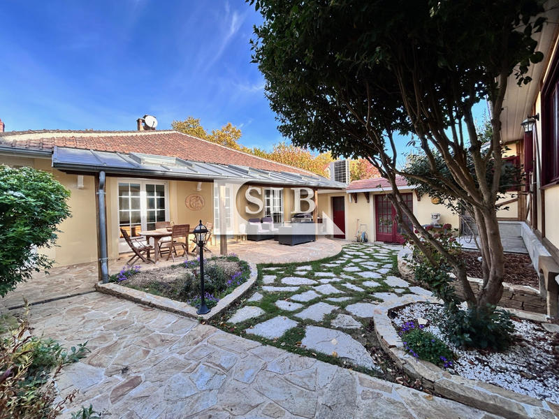 Maison ancienne - 126 m² - 5 pièces