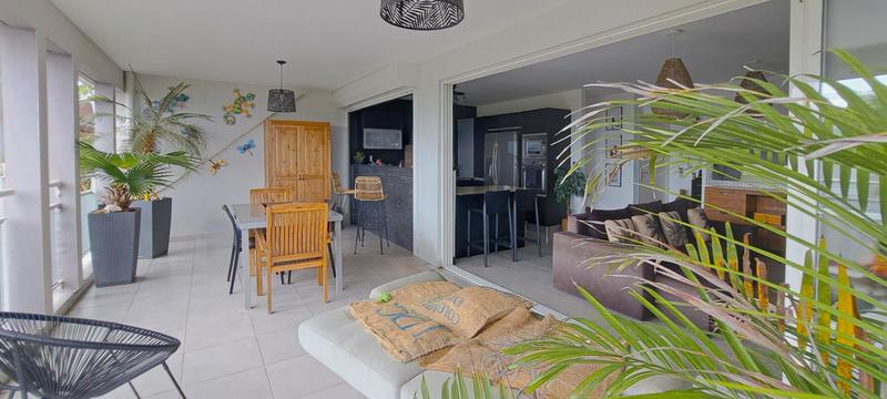 Appartement - 105 m² - 4 pièces