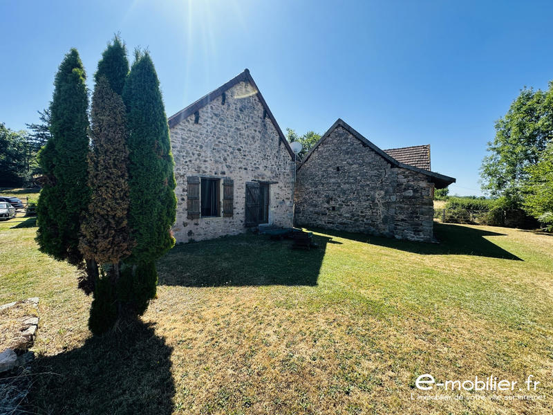 Maison - 223 m² - 8 pièces