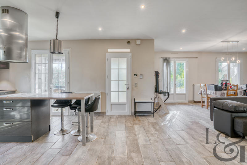 Maison - 110 m² - 4 pièces