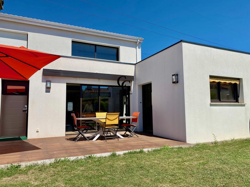 Maison contemporaine - 145 m² - 5 pièces