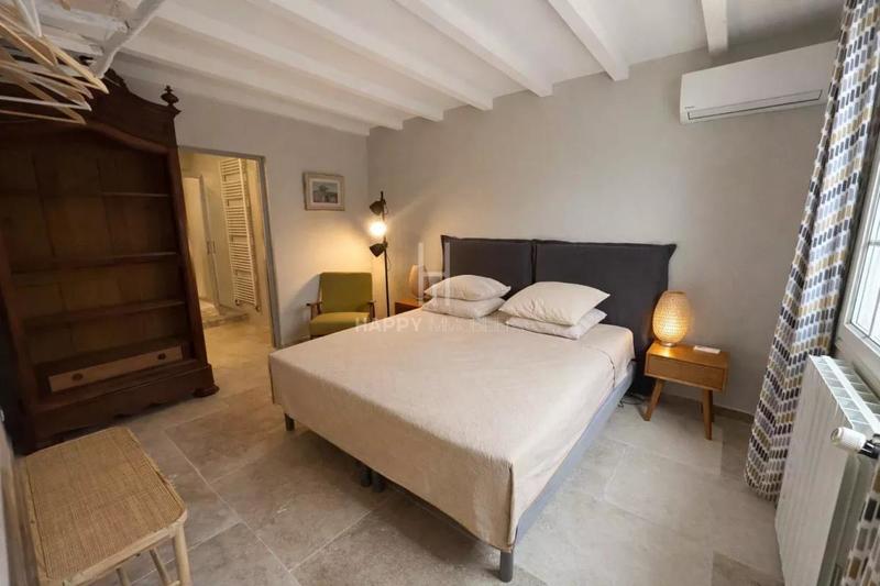 Maison - 200 m² - 6 pièces