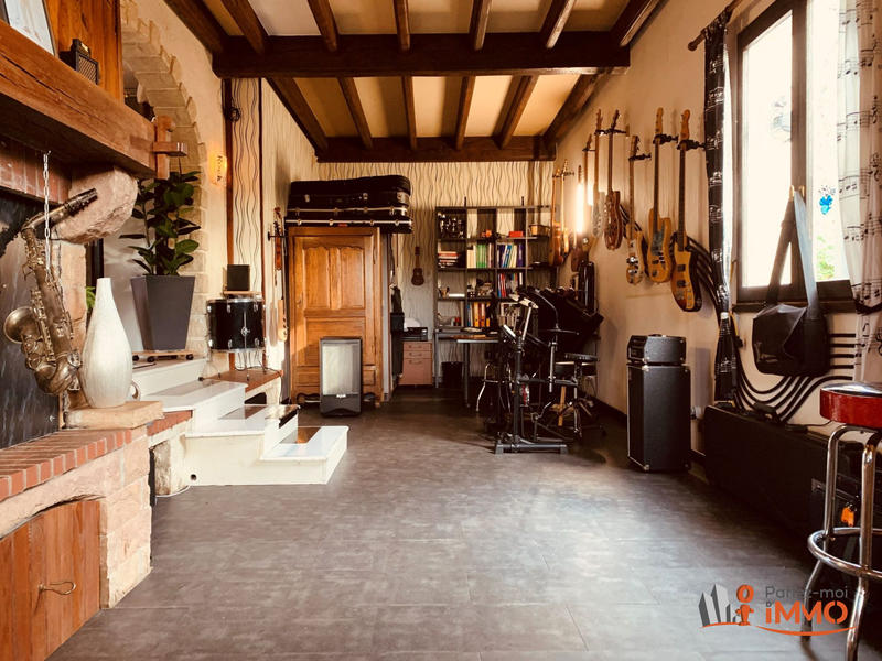 Villa - 172 m² - 8 pièces