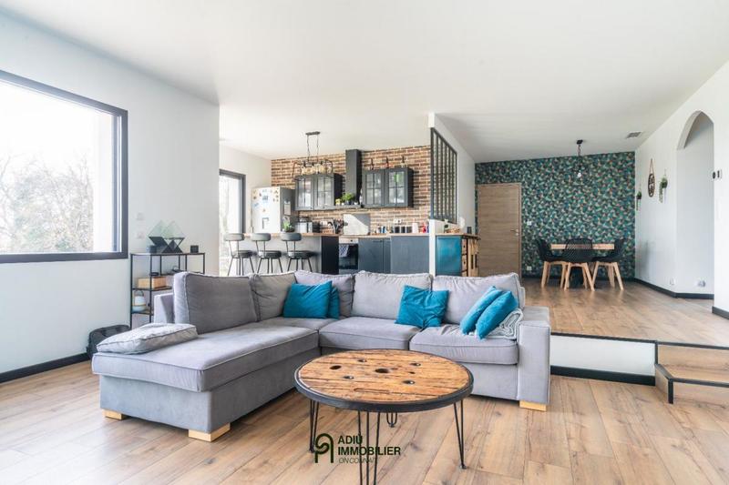 Villa - 140 m² - 6 pièces