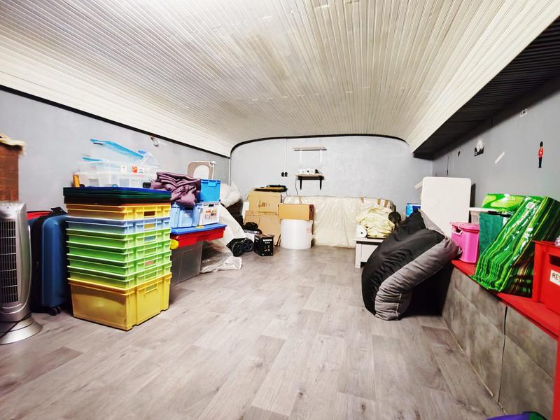 Maison - 152 m² - 7 pièces