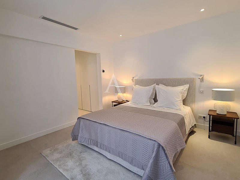 Appartement - 131 m² - 4 pièces