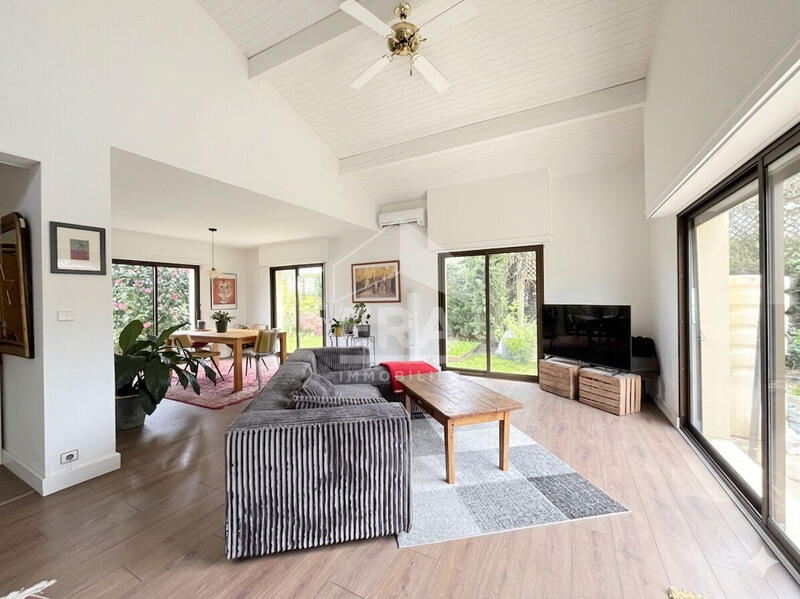 Maison - 154 m² - 6 pièces