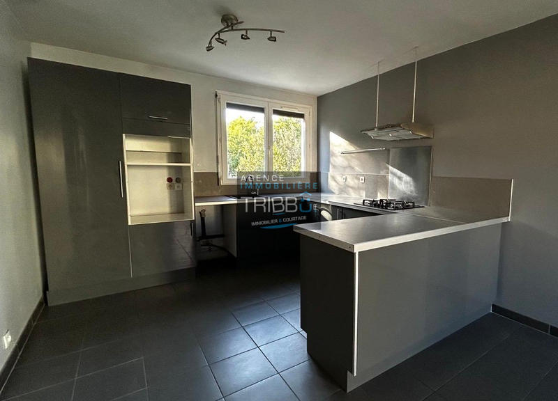 Maison - 95 m² - 5 pièces