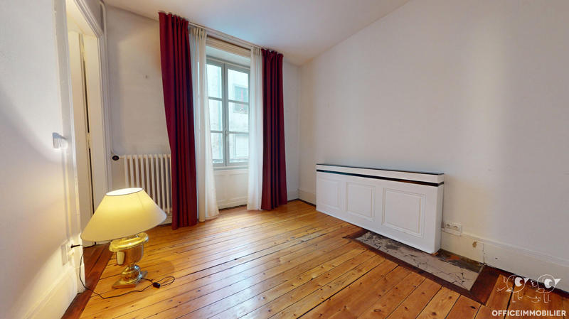 Appartement - 130 m² - 5 pièces